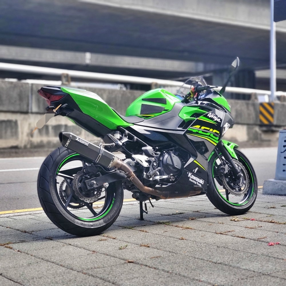 Kawasaki 忍400