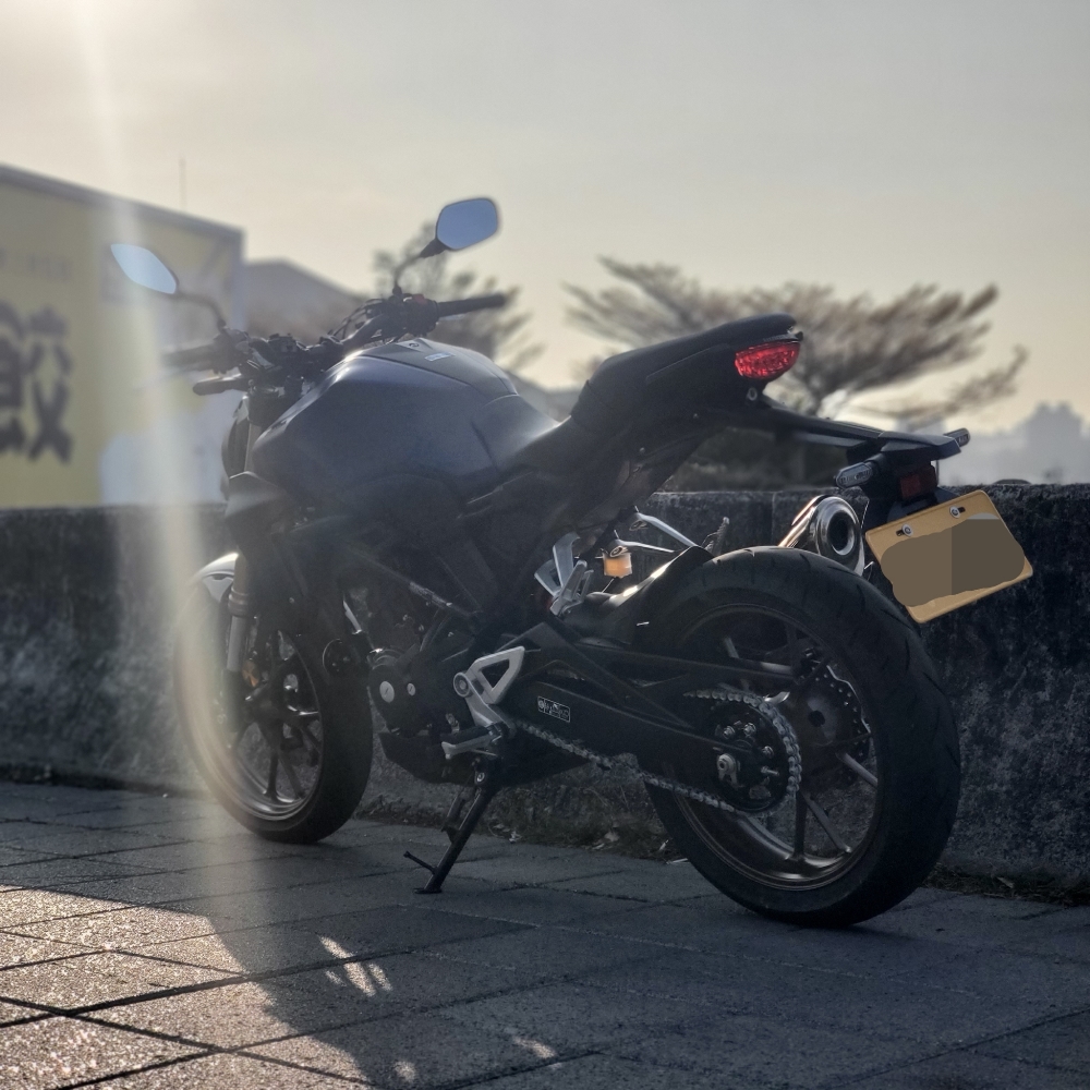 HONDA CB300R