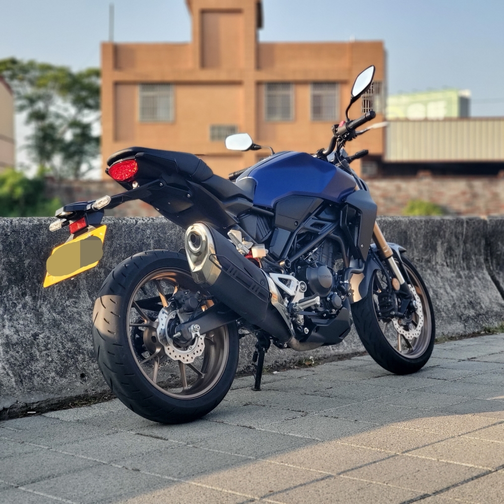 HONDA CB300R