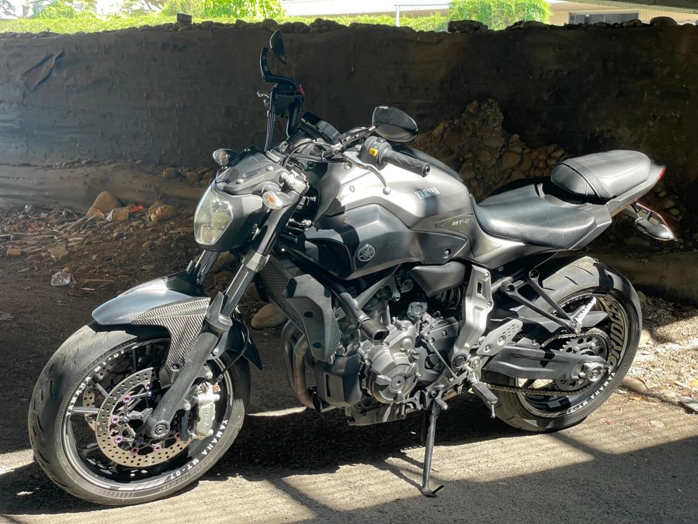 YAMAHA MT-07