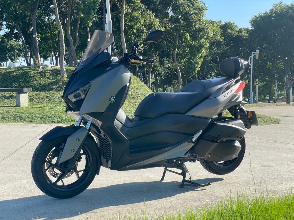 YAMAHA Xmax 300