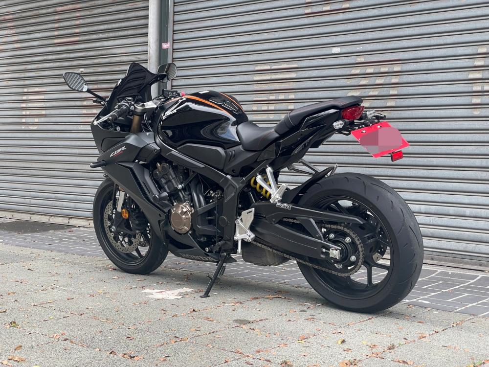 HONDA CBR650R