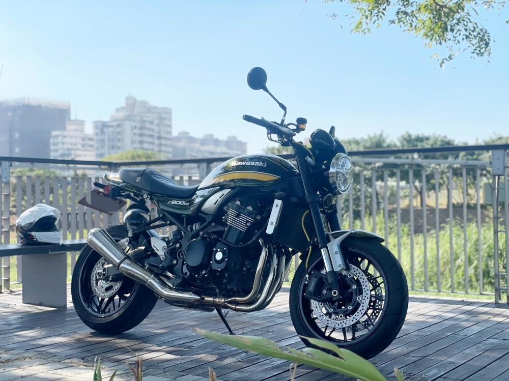 Kawasaki Z900RS