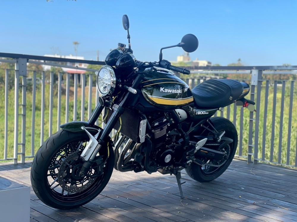 Kawasaki Z900RS