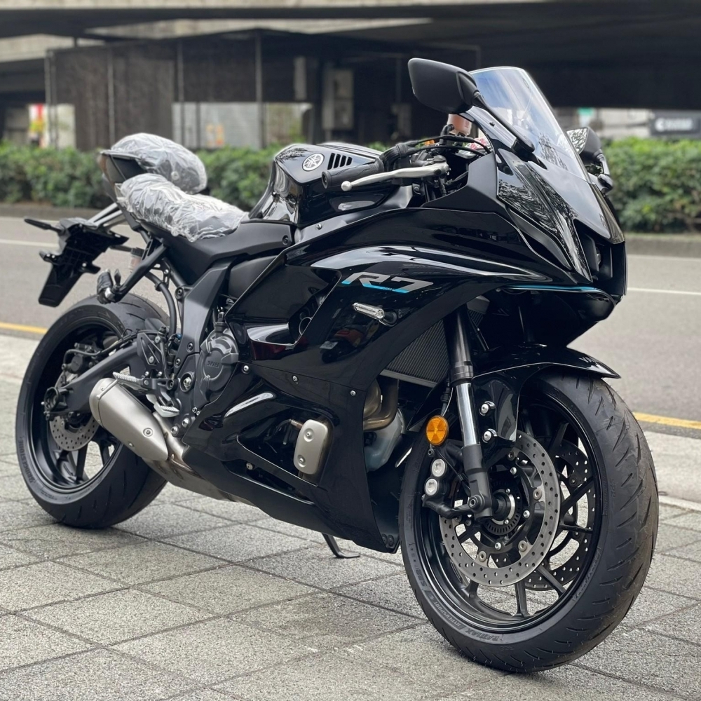 Yamaha YZF-R7(黑)