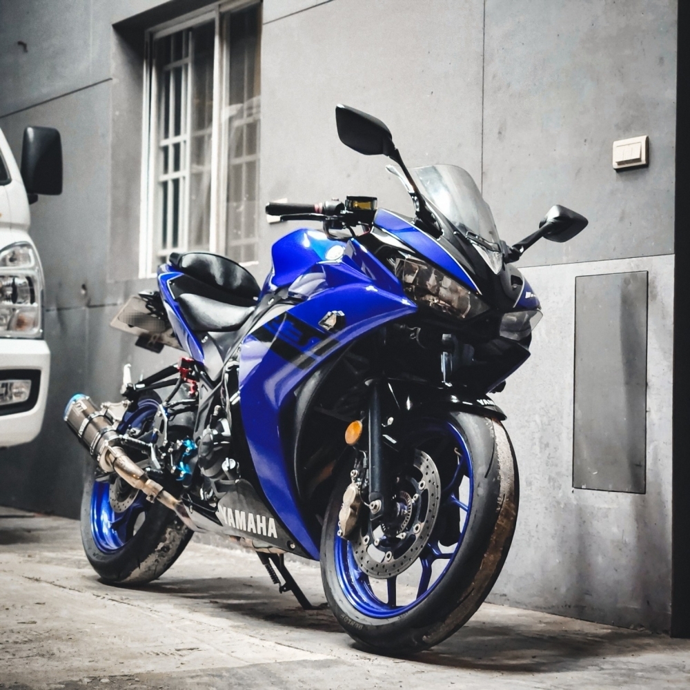 YAMAHA YZF-R3