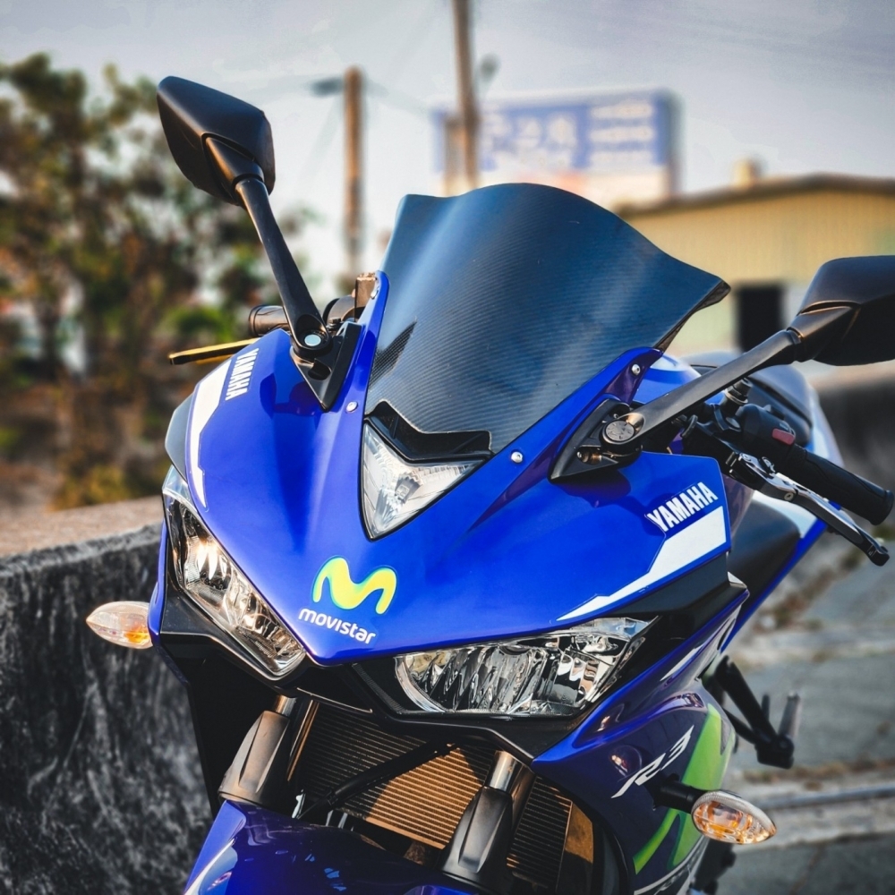 YAMAHA YZF-R3