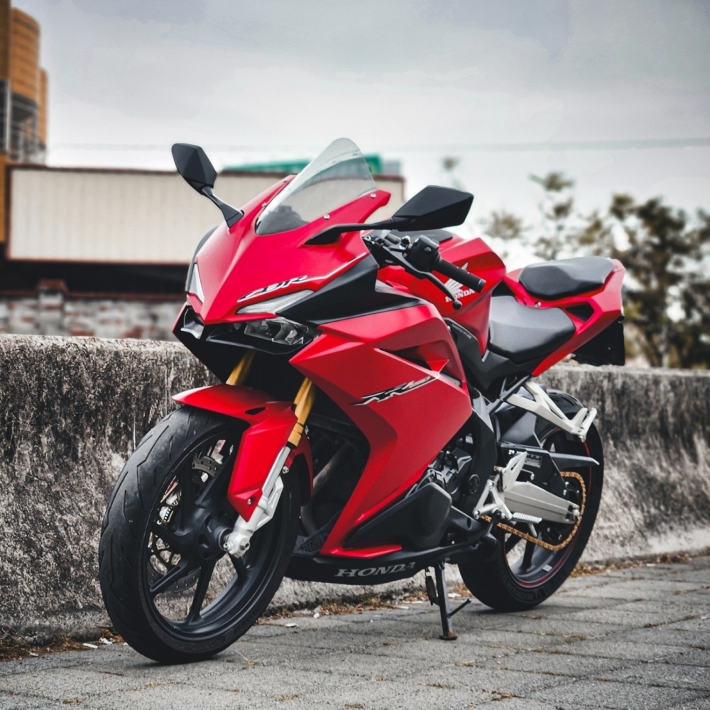 HONDA CBR250RR