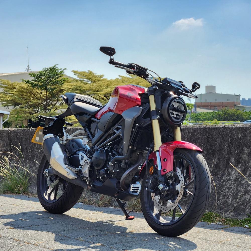 HONDA CB300R