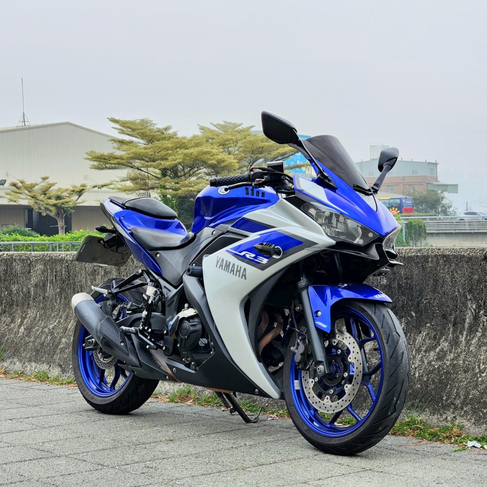 YAMAHA YZF