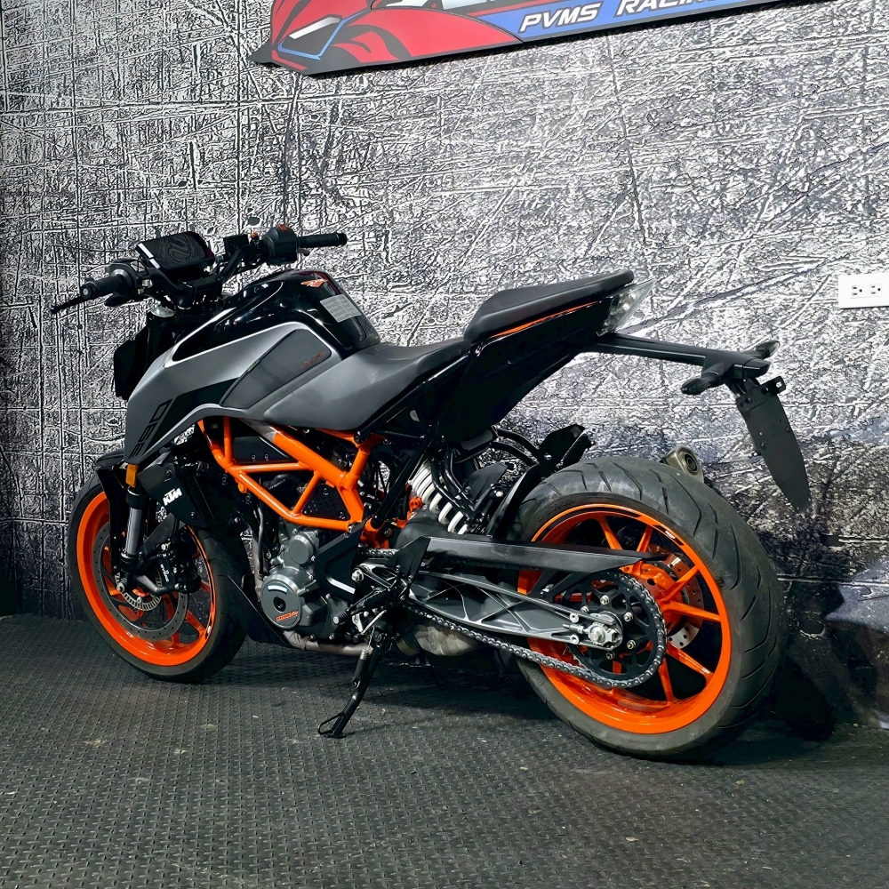 KTM 390 DUKE