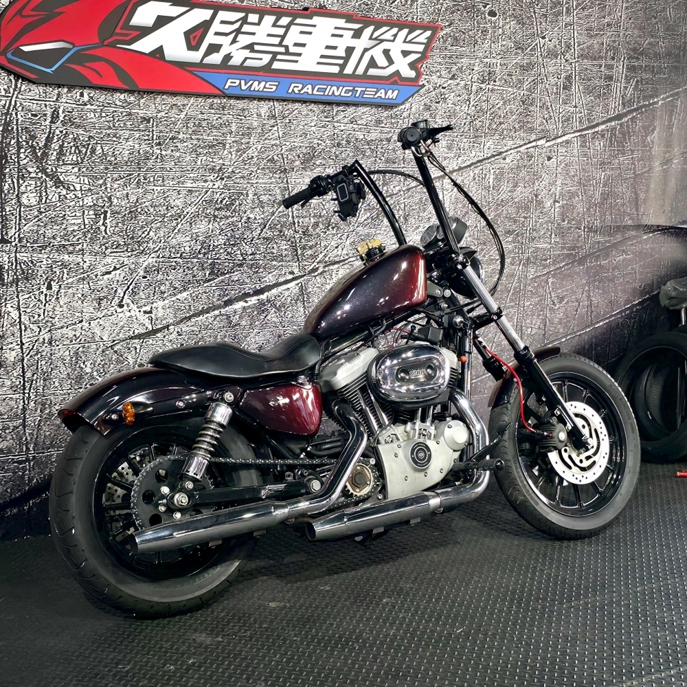 HARLEY XL1200R