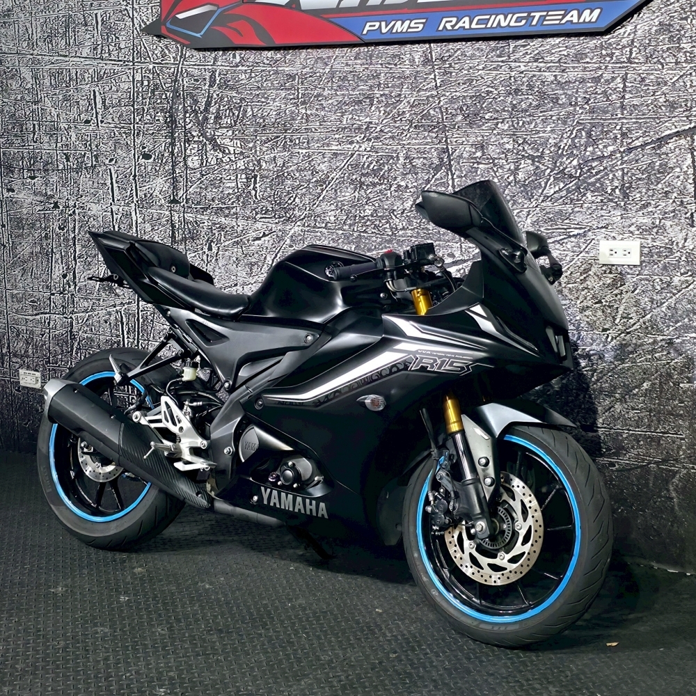 YAMAHA YZF-R15 V4