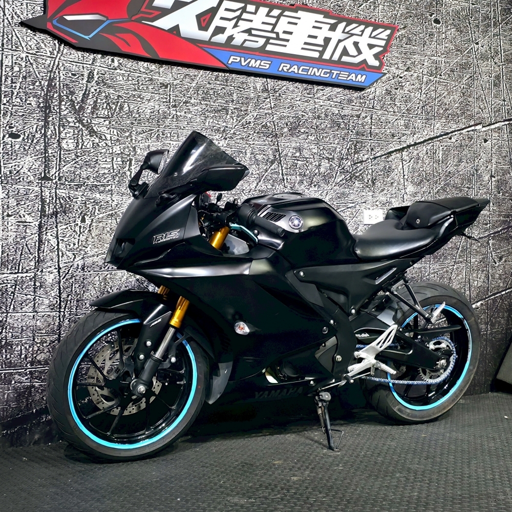 YAMAHA YZF-R15 V4