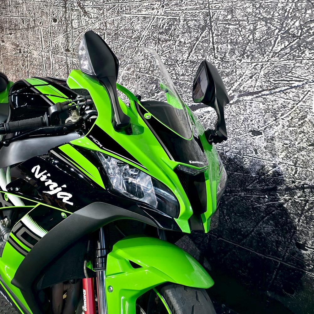 KAWASAKI ZX-10R