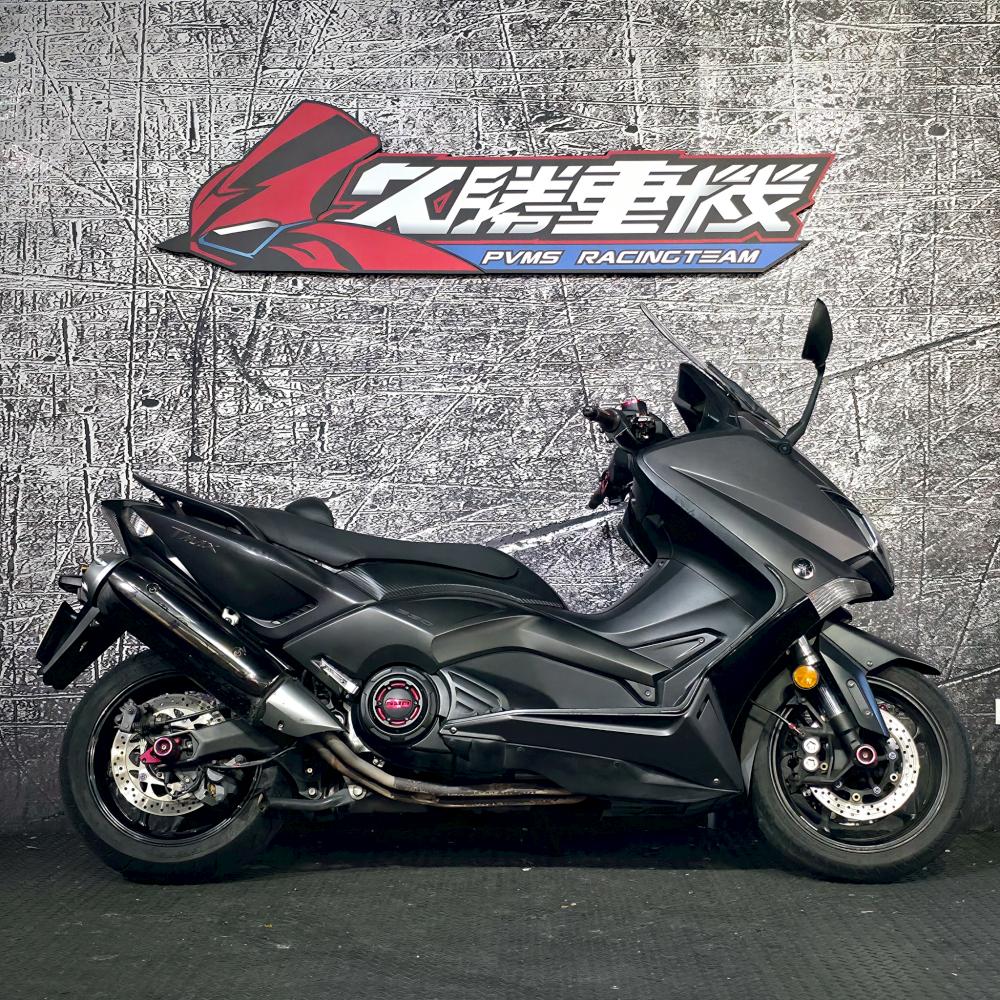 YAMAHA TMAX 530