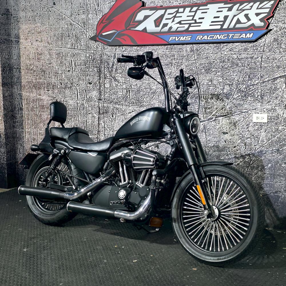 Harley-Davidson XL883N