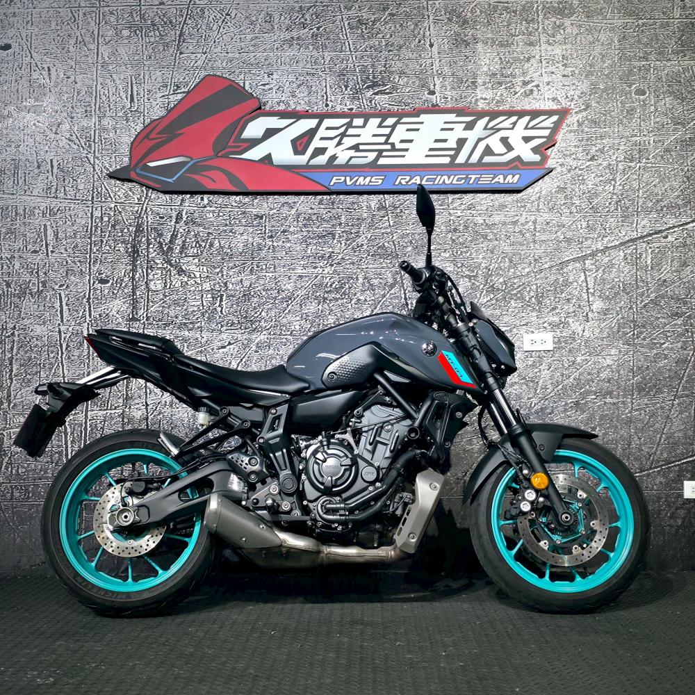 YAMAHA MT-