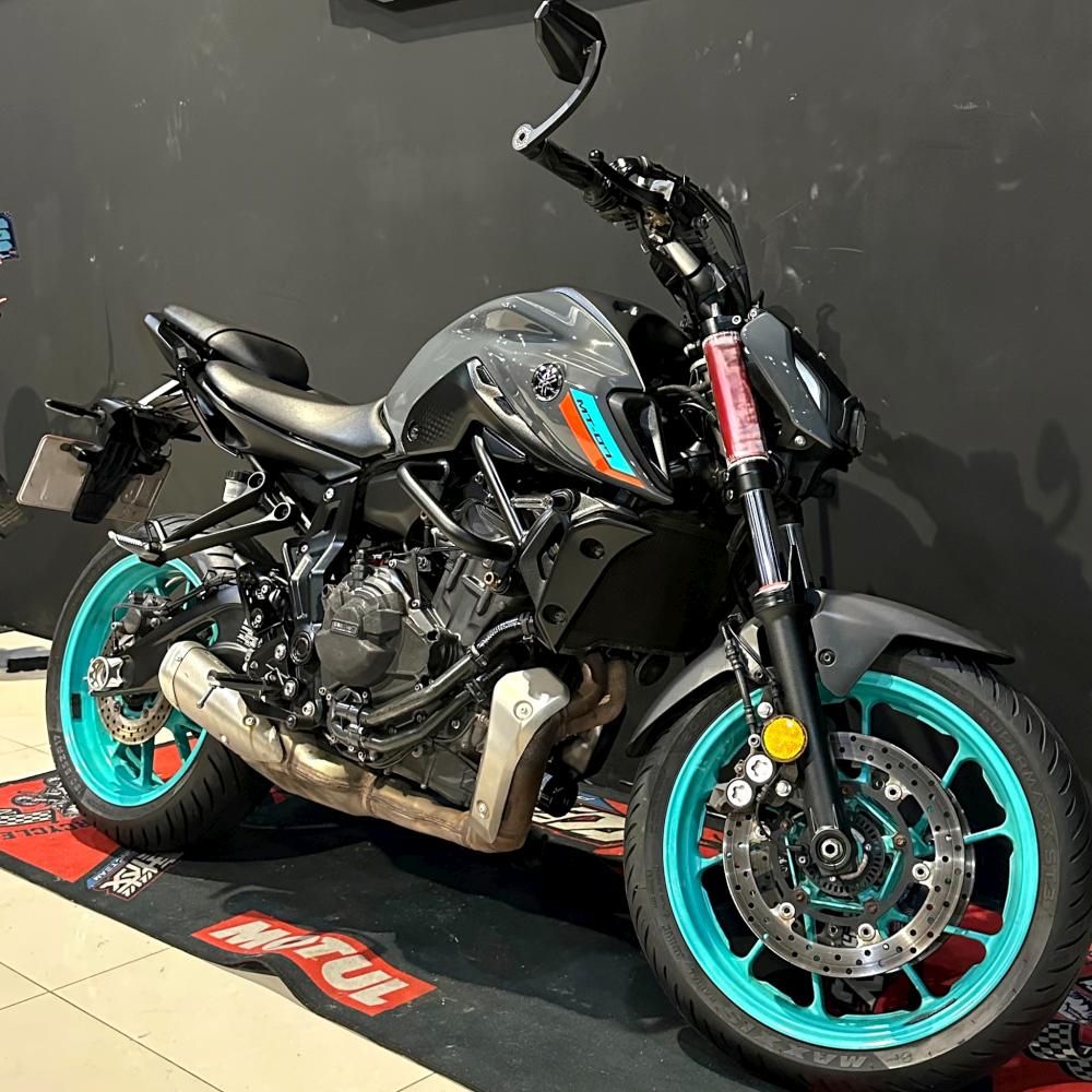 YAMAHA MT-07
