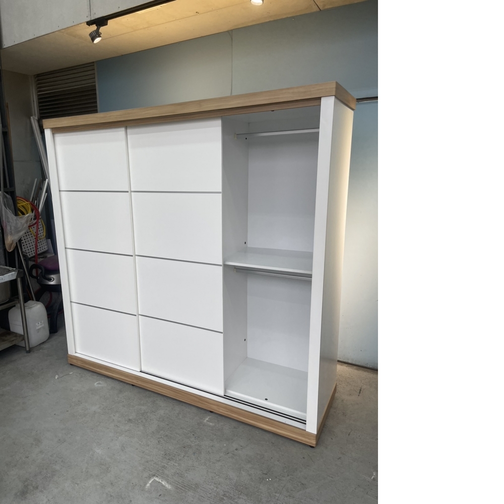 B031510*白色滑門衣櫃