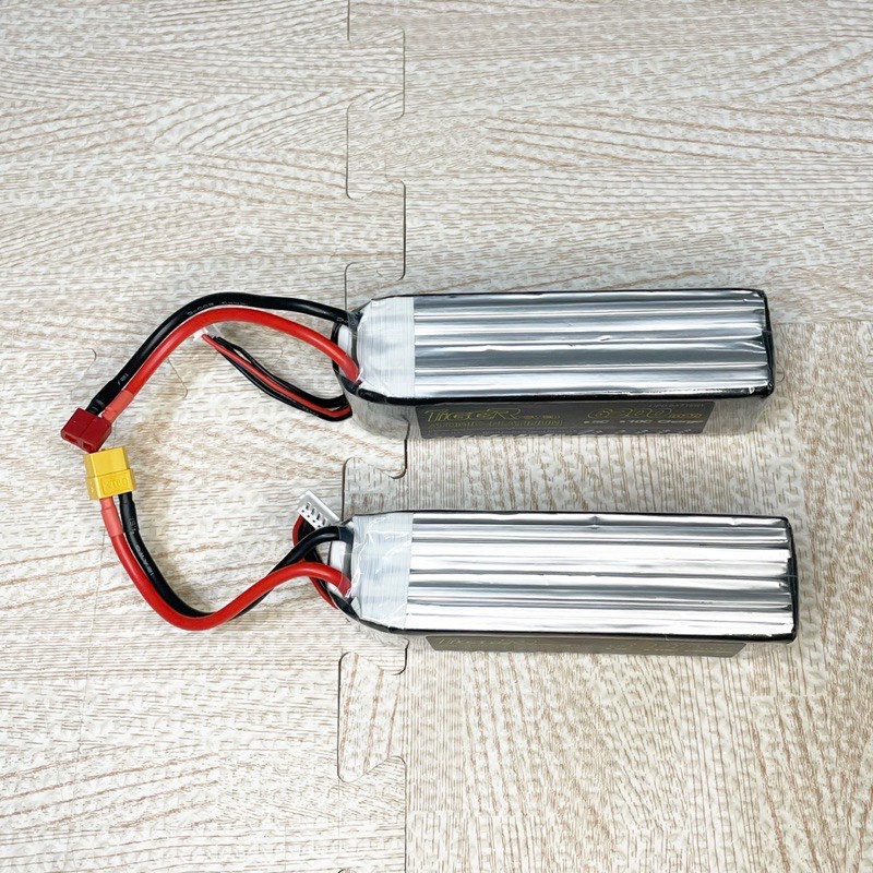 現貨 全新Tiger老虎 4S 鋰電池 14.8V 電池 6200mah 35c T插 XT60 遙控模型專賣店