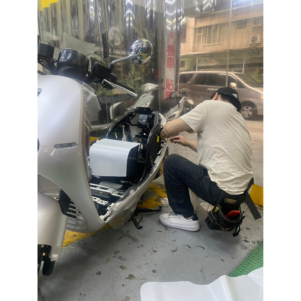 Gogoro犀牛皮施工｜台北機車改色膜｜台北機車改色膜｜台北機車改色膜推薦