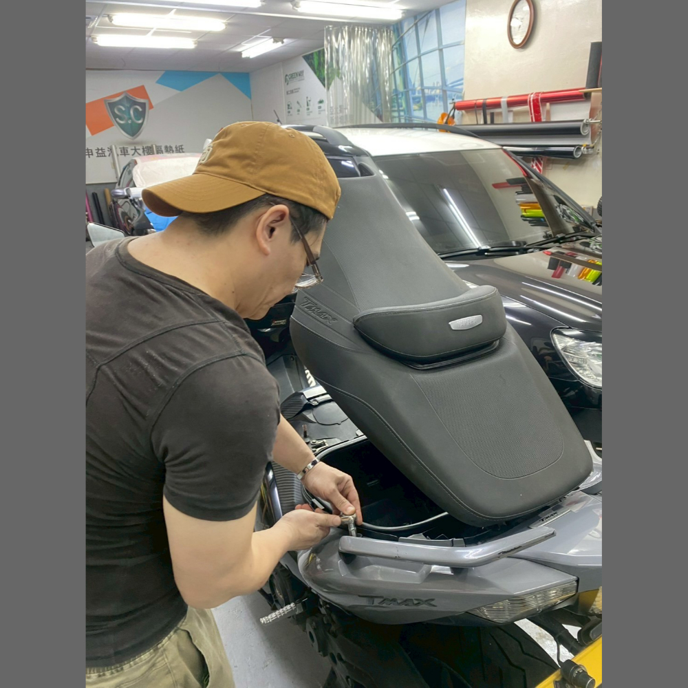 重機彩貼