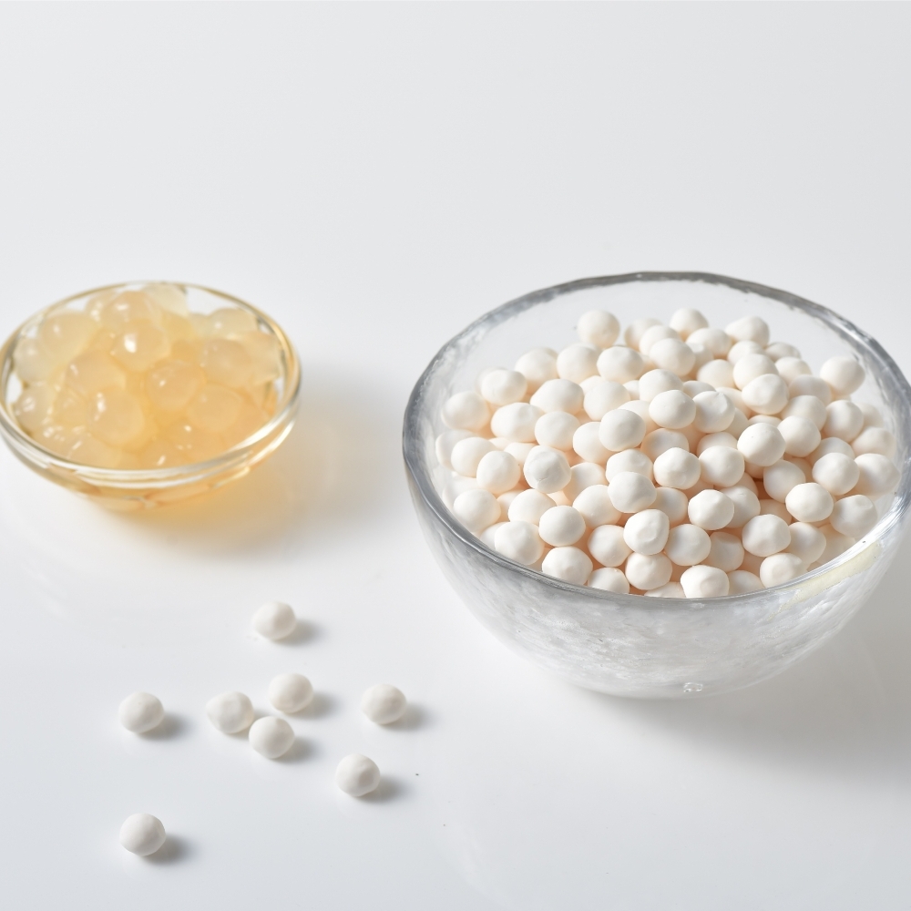 White tapioca pearls