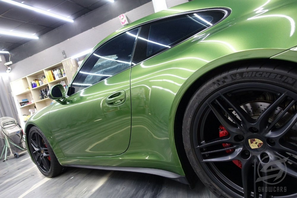 Porsche Carrera 911 全車曼巴綠包膜