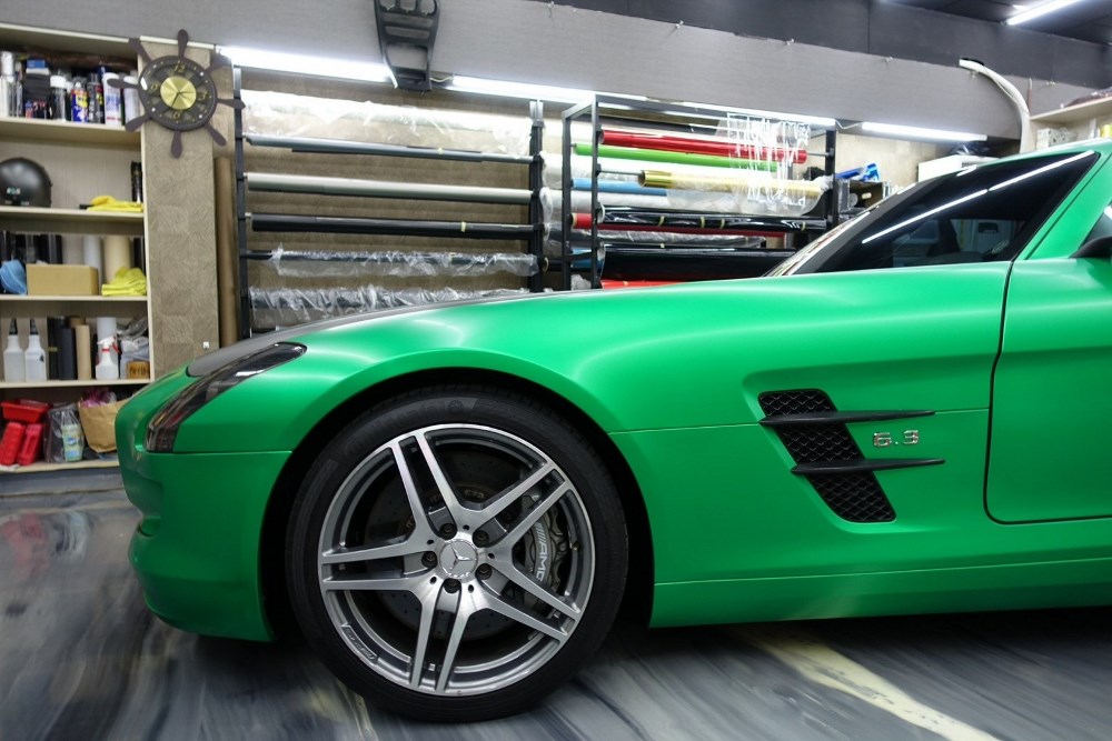 Mercedes-Benz SLS AMG 全車魔鬼綠色包膜