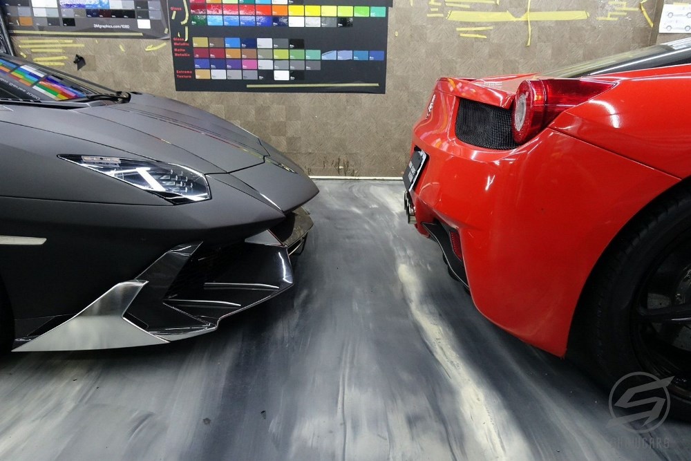 Lamborghini Aventador LP 700-4 全車消光金屬黑包膜