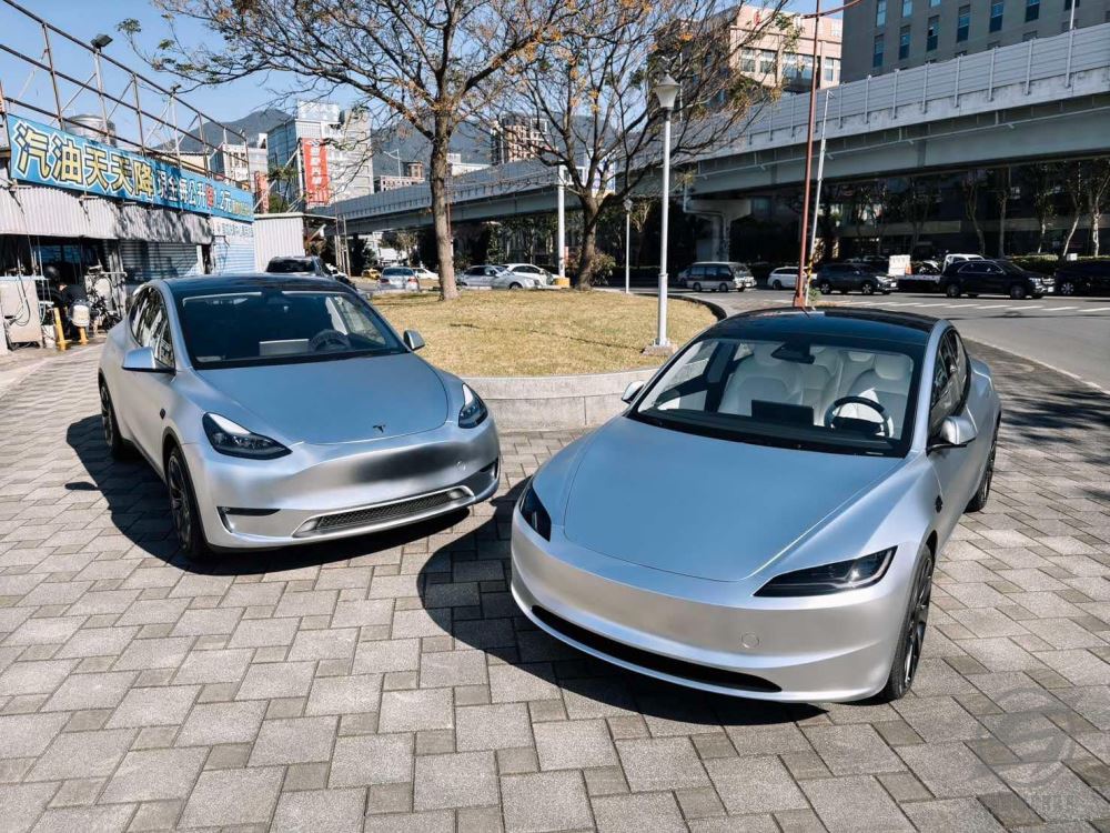 特斯拉  Tesla