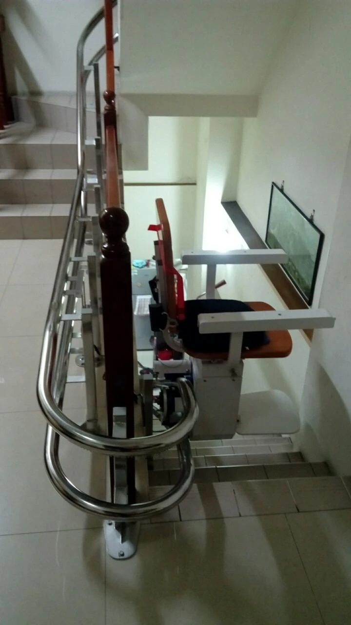 台中東勢樓梯升降椅安裝