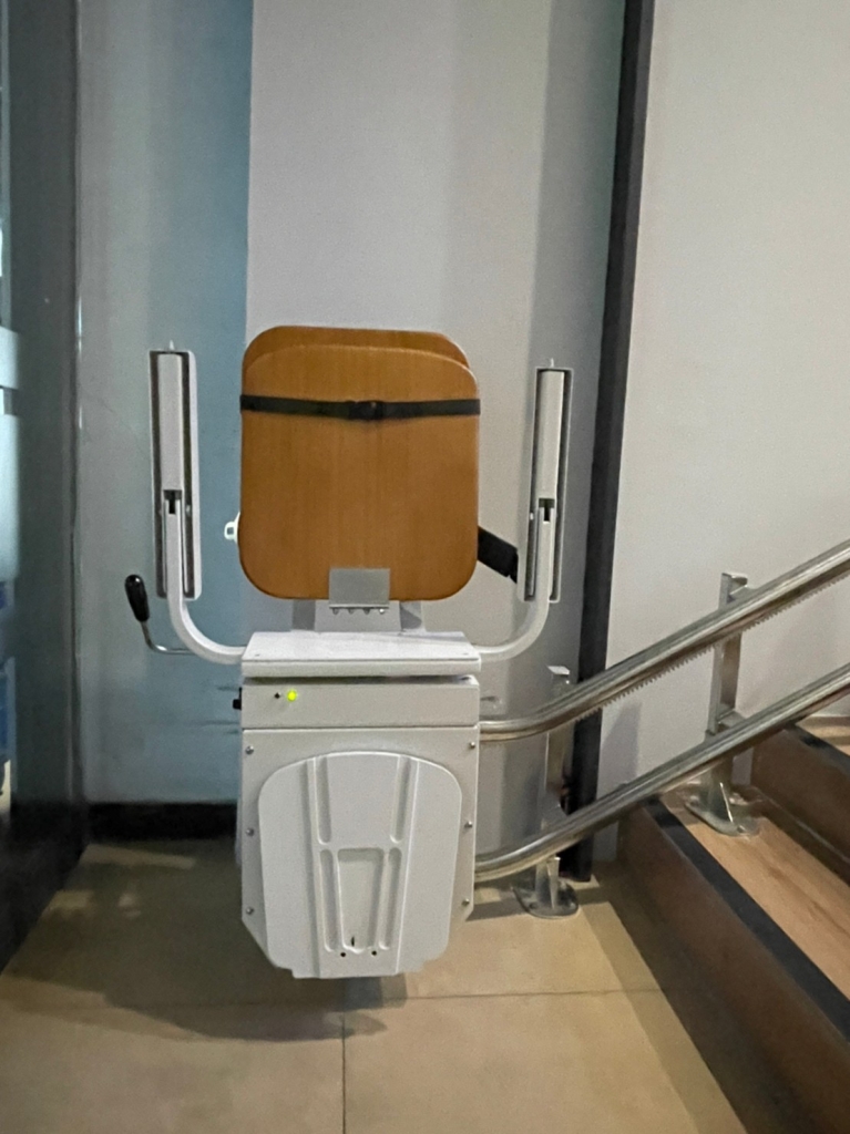 基隆市樓梯升降椅