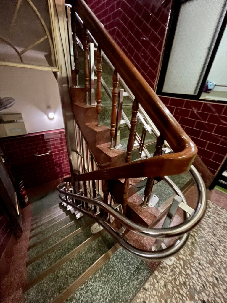 台中市北區樓梯升降椅