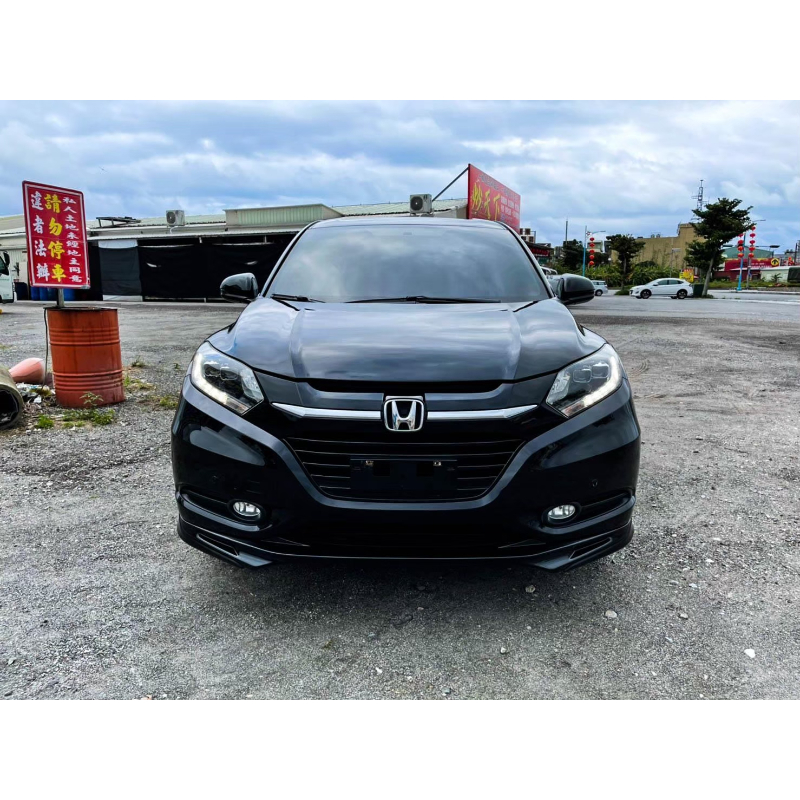 2017年Honda HR-V S 1.8 黑