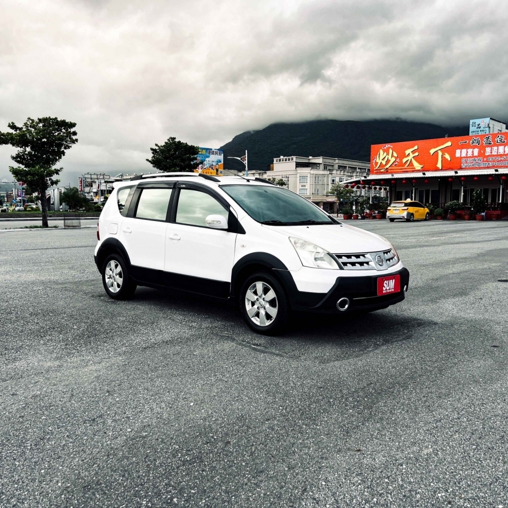 2012 Nissian Livina 1.6 白