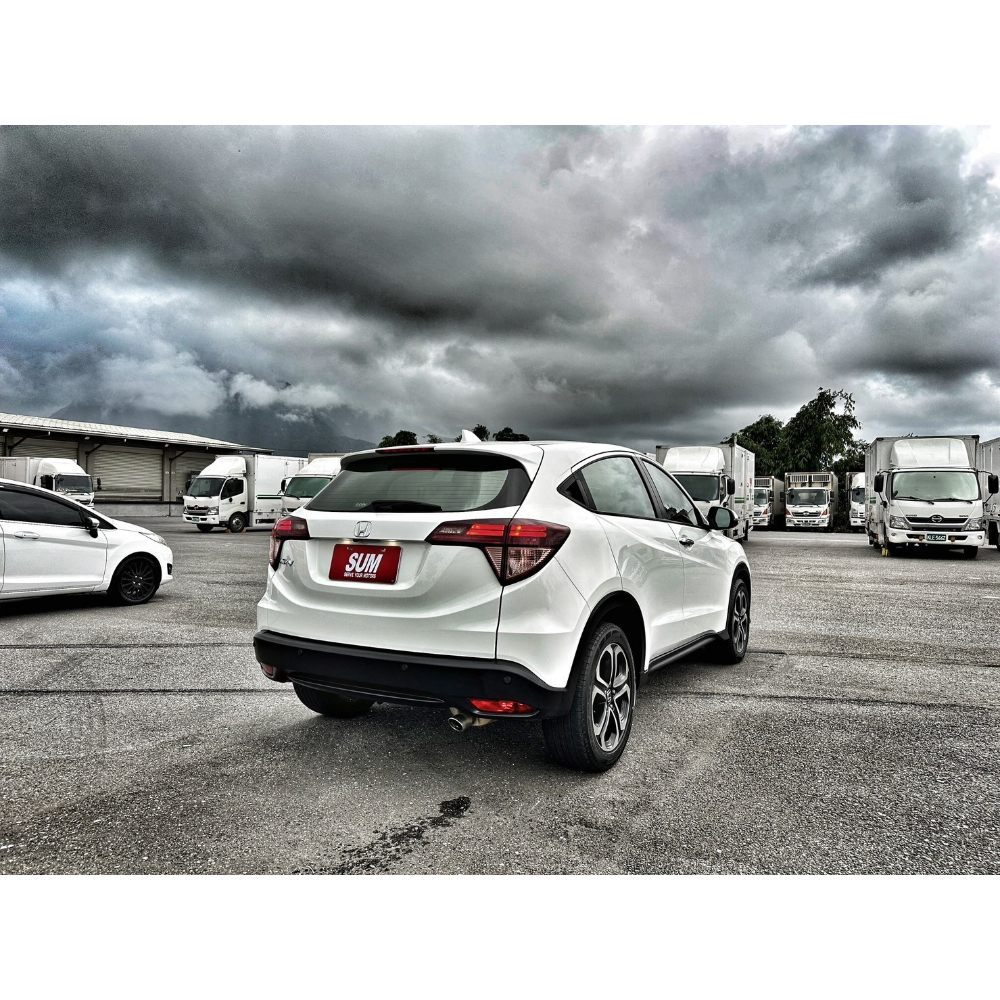 2017 HRV S 1.8 跑少