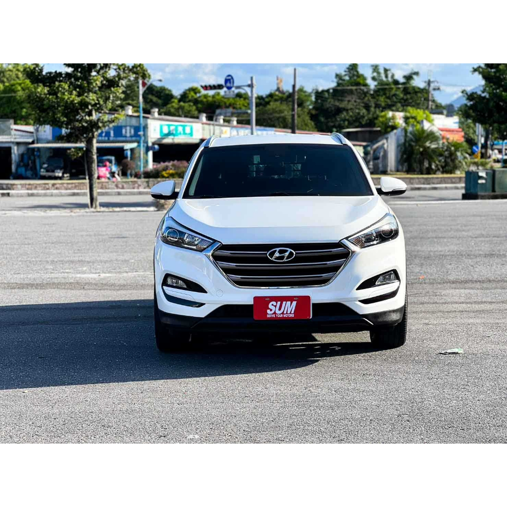 2017 Tucson 2.0 豪華 白