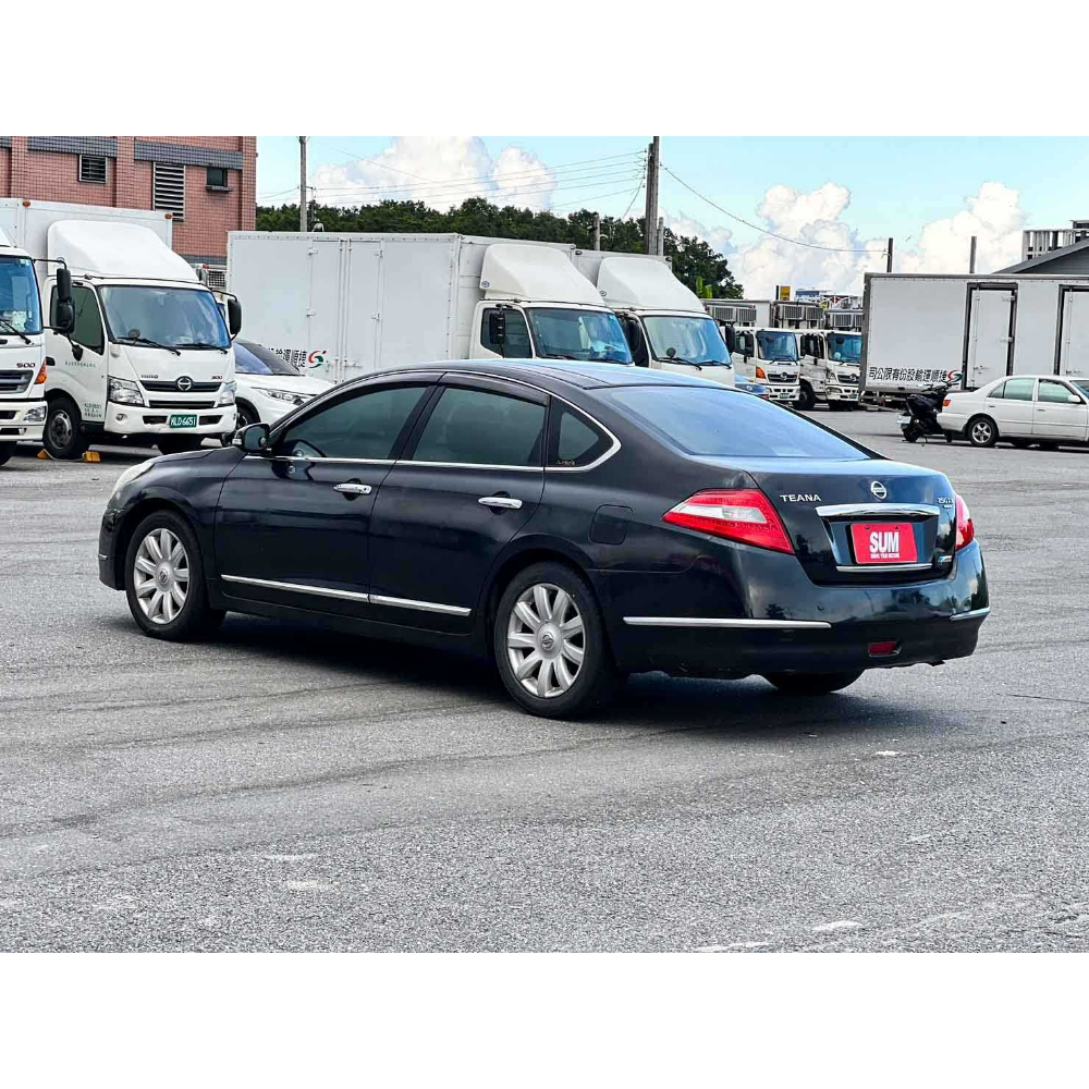 2011 TEANA 2.5 黑