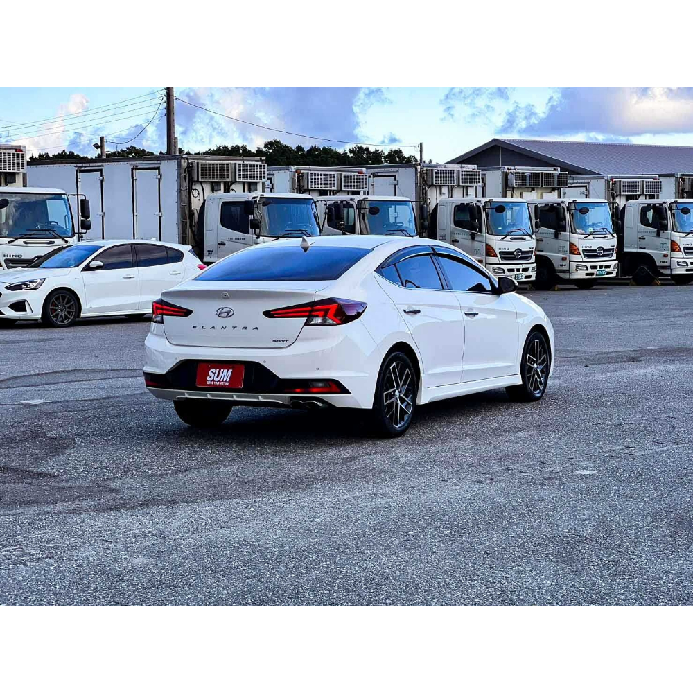 2019 Elantra Sport 1.6 渦輪白