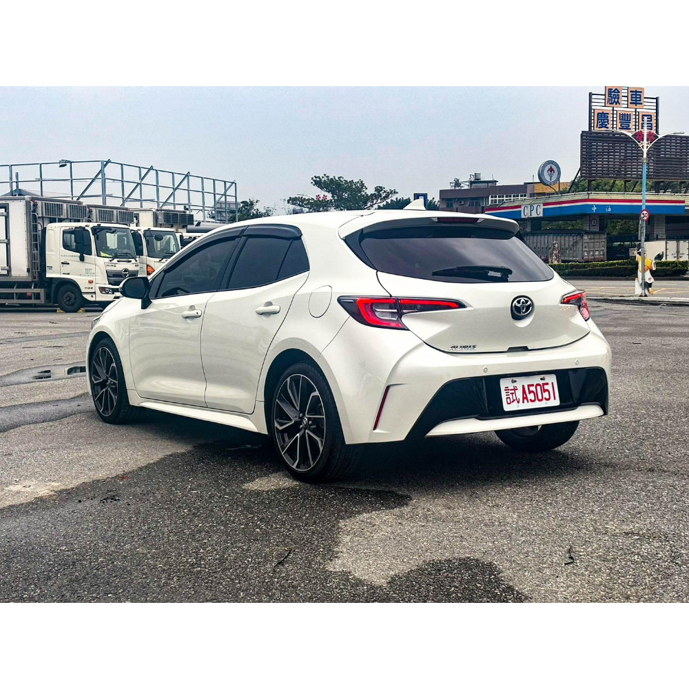 2018 AURIS 旗艦 2.0 白