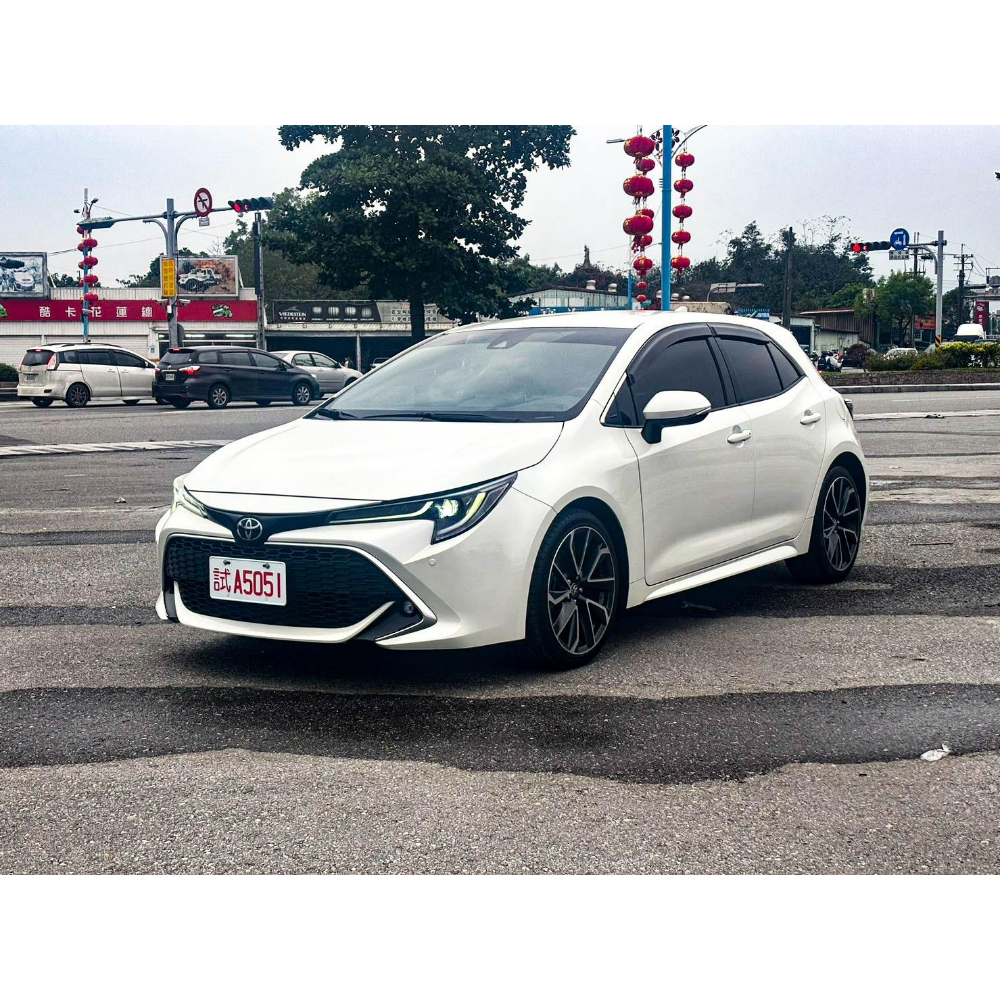 2018 AURIS