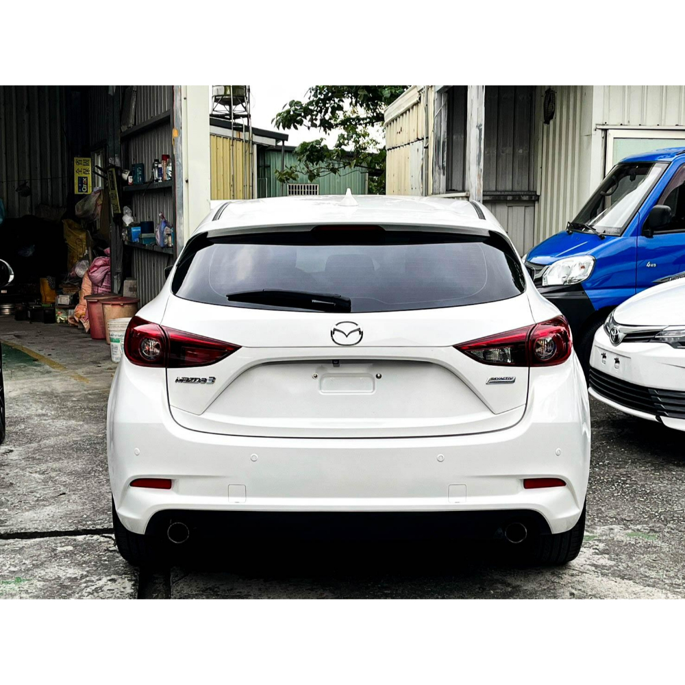 2017 MAZDA3 2.0 白