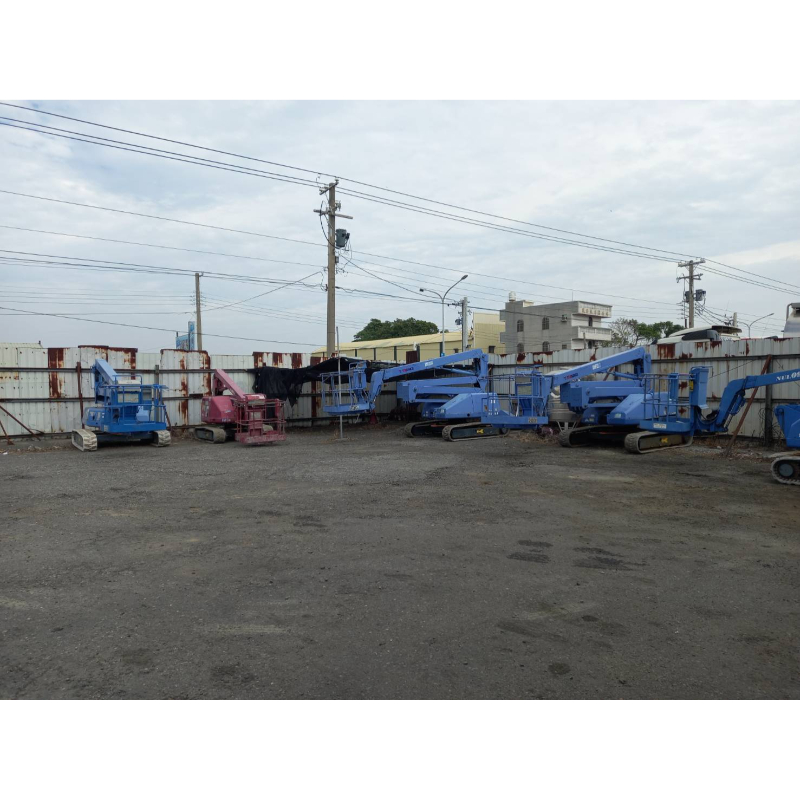 NAGANO NUL090-2 12米-履帶曲臂高空作業車