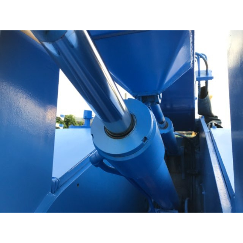 AICHI SR12B 12米-履帶直臂高空作業車