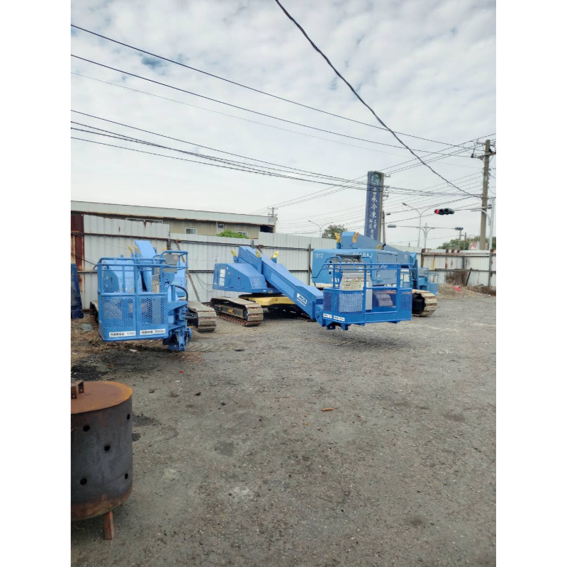 NAGANO NUL090-2 12米-履帶曲臂高空作業車