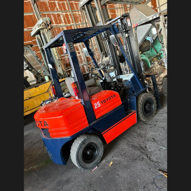 豐田5FD25柴油堆高機