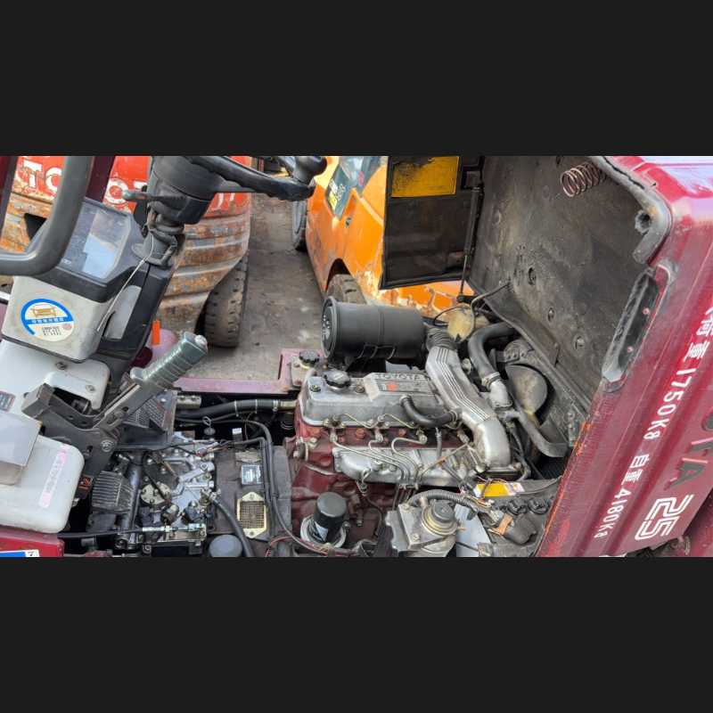 豐田5FD25柴油堆高機