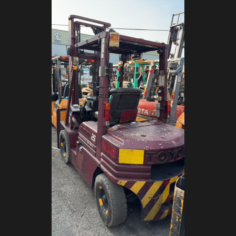 豐田5FD25柴油堆高機